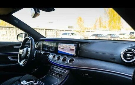 Mercedes-Benz E-Класс, 2019 год, 3 750 000 рублей, 9 фотография