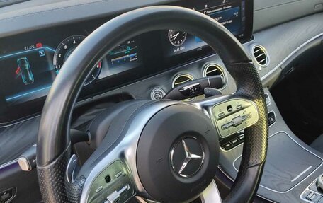 Mercedes-Benz E-Класс, 2019 год, 3 750 000 рублей, 13 фотография