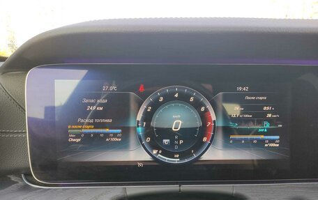Mercedes-Benz E-Класс, 2019 год, 3 750 000 рублей, 11 фотография