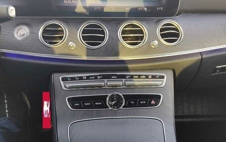 Mercedes-Benz E-Класс, 2019 год, 3 750 000 рублей, 12 фотография