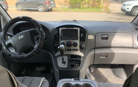 Hyundai Grand Starex Grand Starex I рестайлинг 2, 2010 год, 600 000 рублей, 4 фотография