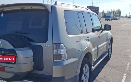 Mitsubishi Pajero IV, 2007 год, 1 490 000 рублей, 27 фотография