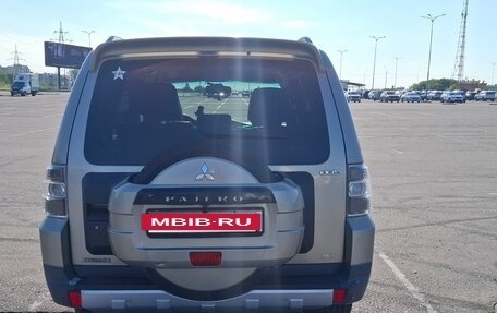 Mitsubishi Pajero IV, 2007 год, 1 490 000 рублей, 26 фотография