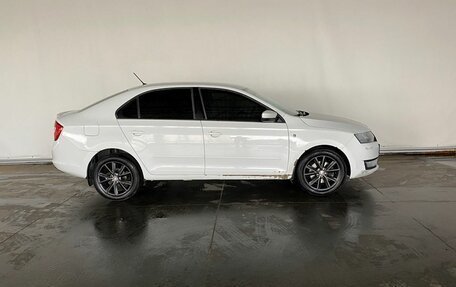 Skoda Rapid I, 2016 год, 915 000 рублей, 7 фотография