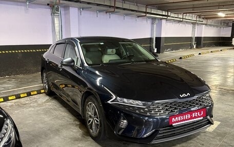 KIA K5, 2021 год, 2 300 000 рублей, 2 фотография