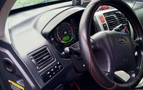 Hyundai Tucson III, 2005 год, 950 000 рублей, 4 фотография