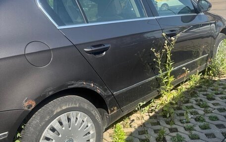 Volkswagen Passat B6, 2005 год, 380 000 рублей, 2 фотография