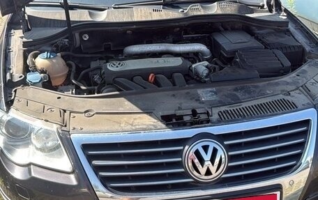Volkswagen Passat B6, 2005 год, 380 000 рублей, 13 фотография
