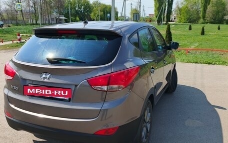 Hyundai ix35 I рестайлинг, 2014 год, 1 285 000 рублей, 2 фотография