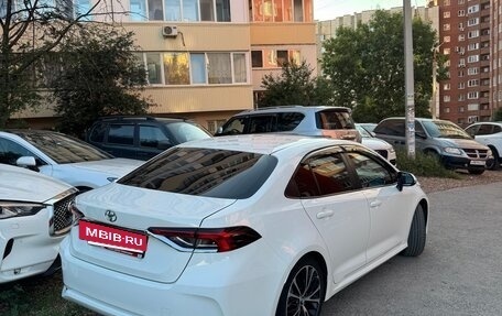Toyota Corolla, 2022 год, 2 250 000 рублей, 5 фотография