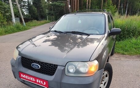 Ford Escape II, 2004 год, 499 000 рублей, 27 фотография