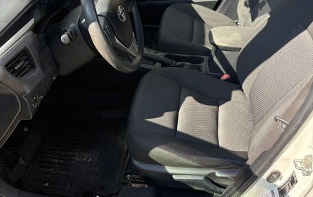 Toyota Corolla, 2013 год, 1 200 000 рублей, 14 фотография