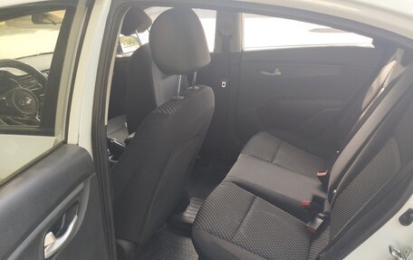 KIA Rio IV, 2018 год, 810 000 рублей, 2 фотография