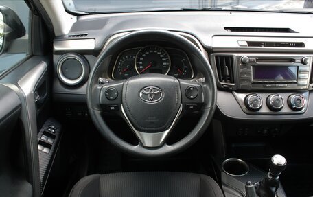 Toyota RAV4, 2013 год, 1 560 000 рублей, 6 фотография