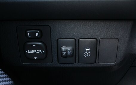 Toyota RAV4, 2013 год, 1 560 000 рублей, 13 фотография