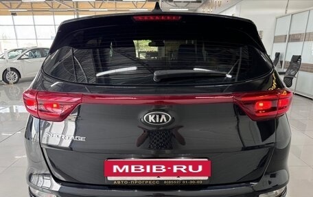 KIA Sportage IV рестайлинг, 2021 год, 2 355 000 рублей, 6 фотография