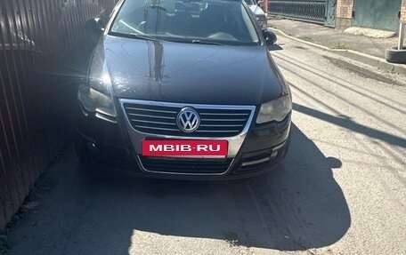 Volkswagen Passat B6, 2007 год, 710 000 рублей, 2 фотография