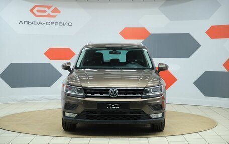 Volkswagen Tiguan II, 2017 год, 2 250 000 рублей, 2 фотография