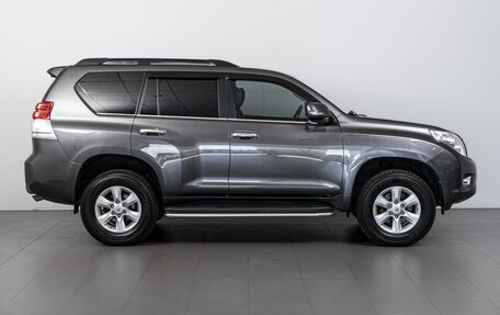 Toyota Land Cruiser Prado 150 рестайлинг 2, 2010 год, 2 289 000 рублей, 5 фотография