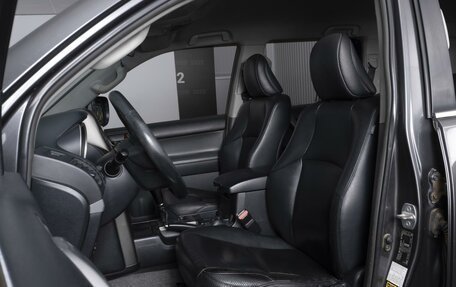 Toyota Land Cruiser Prado 150 рестайлинг 2, 2010 год, 2 289 000 рублей, 10 фотография
