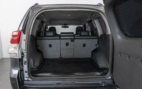 Toyota Land Cruiser Prado 150 рестайлинг 2, 2010 год, 2 289 000 рублей, 21 фотография