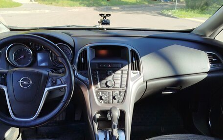 Opel Astra J, 2011 год, 850 000 рублей, 9 фотография