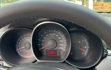 KIA Rio III рестайлинг, 2012 год, 550 000 рублей, 14 фотография