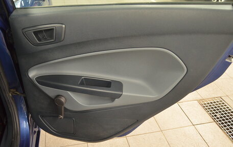 Ford Fiesta, 2010 год, 450 000 рублей, 17 фотография