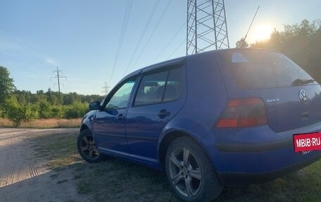 Volkswagen Golf IV, 2001 год, 329 999 рублей, 2 фотография