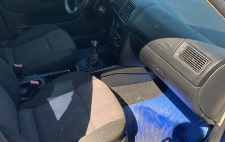 Volkswagen Golf IV, 2001 год, 329 999 рублей, 11 фотография