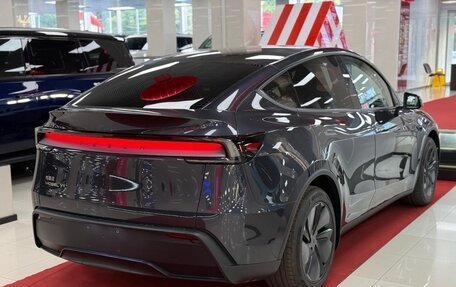 Tesla Model Y I, 2025 год, 6 800 000 рублей, 6 фотография