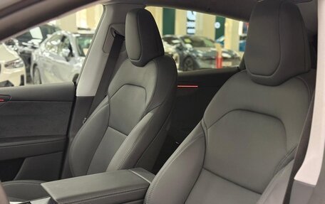 Tesla Model Y I, 2025 год, 6 800 000 рублей, 12 фотография