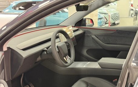 Tesla Model Y I, 2025 год, 6 800 000 рублей, 10 фотография