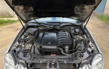 Mercedes-Benz E-Класс, 2004 год, 550 000 рублей, 6 фотография