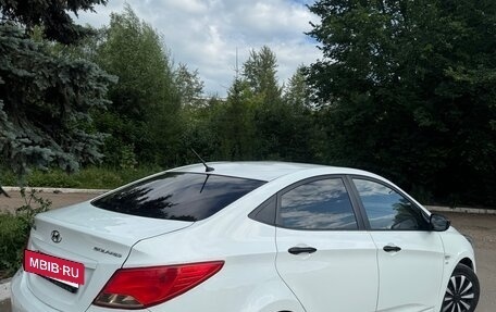 Hyundai Solaris II рестайлинг, 2014 год, 890 000 рублей, 5 фотография