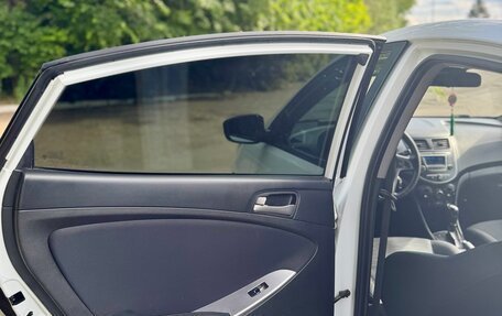 Hyundai Solaris II рестайлинг, 2014 год, 890 000 рублей, 9 фотография