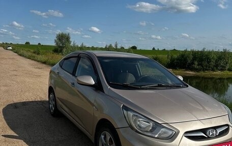 Hyundai Solaris II рестайлинг, 2011 год, 549 000 рублей, 3 фотография