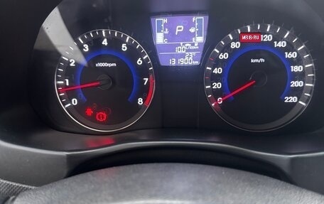 Hyundai Solaris II рестайлинг, 2014 год, 890 000 рублей, 15 фотография