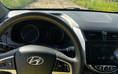 Hyundai Solaris II рестайлинг, 2011 год, 549 000 рублей, 7 фотография