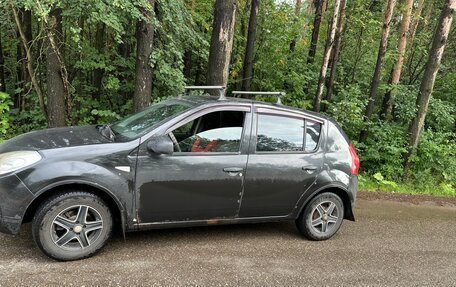Renault Sandero I, 2012 год, 380 000 рублей, 2 фотография