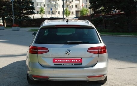 Volkswagen Passat B8 рестайлинг, 2015 год, 1 669 000 рублей, 10 фотография