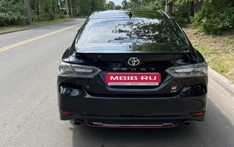Toyota Camry, 2021 год, 3 800 000 рублей, 5 фотография