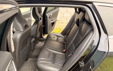 Volvo V60 I, 2013 год, 1 490 000 рублей, 21 фотография
