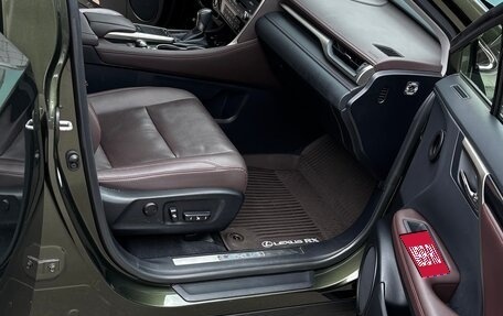 Lexus RX IV рестайлинг, 2021 год, 5 650 000 рублей, 14 фотография