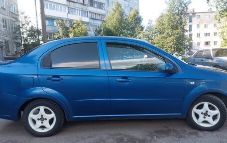 Chevrolet Aveo III, 2010 год, 340 000 рублей, 2 фотография