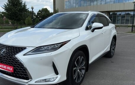 Lexus RX IV рестайлинг, 2020 год, 6 150 000 рублей, 2 фотография