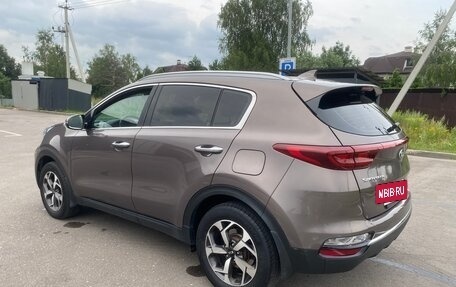 KIA Sportage IV рестайлинг, 2018 год, 2 200 000 рублей, 4 фотография