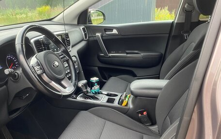 KIA Sportage IV рестайлинг, 2018 год, 2 200 000 рублей, 16 фотография