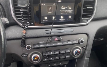 KIA Sportage IV рестайлинг, 2018 год, 2 200 000 рублей, 20 фотография