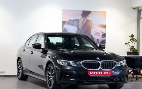 BMW 3 серия, 2021 год, 3 190 000 рублей, 3 фотография